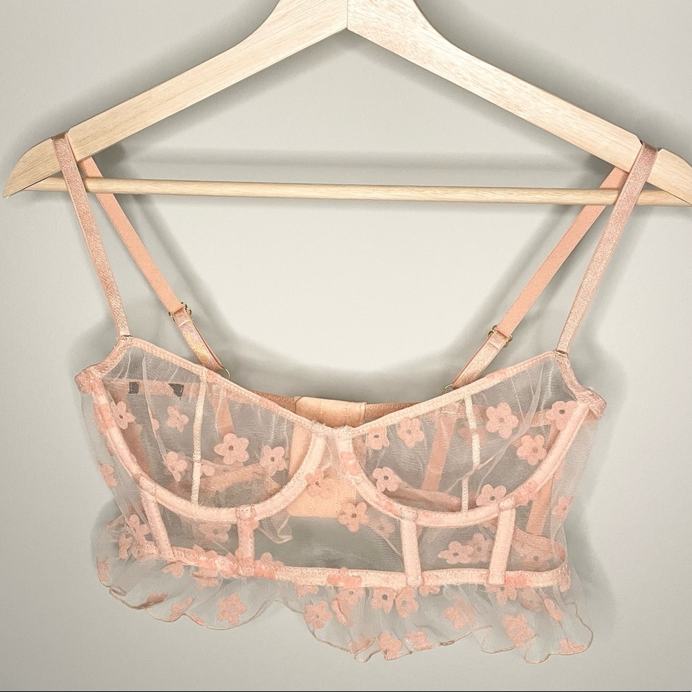 URBAN OUTFITTERS Floral Bra